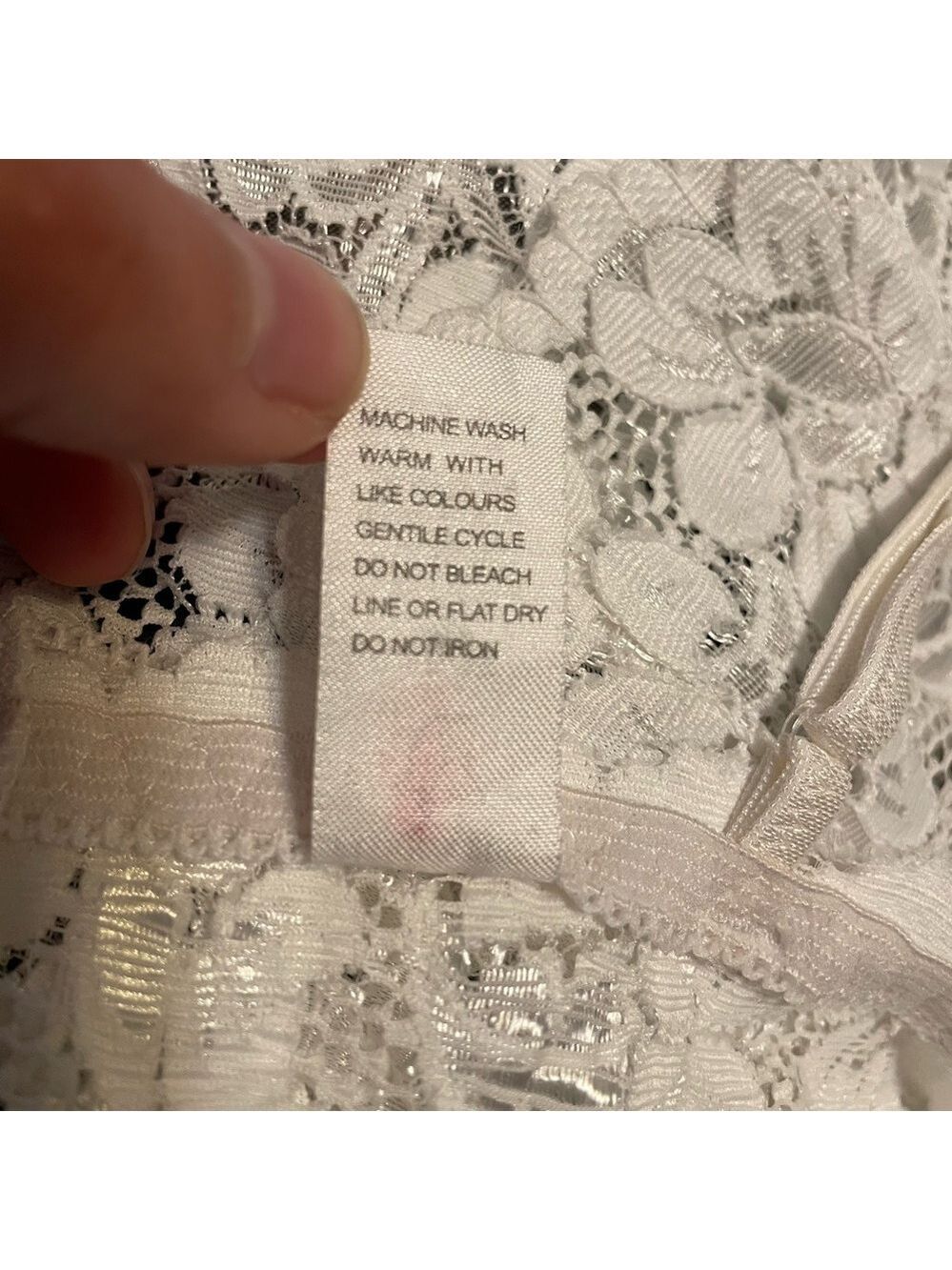 Fashion Bug White Lace Top Large - Picture 2 of 6